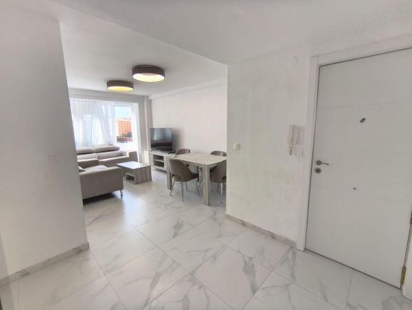 Sale of flat in Piso en Plà del Bon Repòs-La Goteta, Alicante / Alacant, Alicante
 photo 4