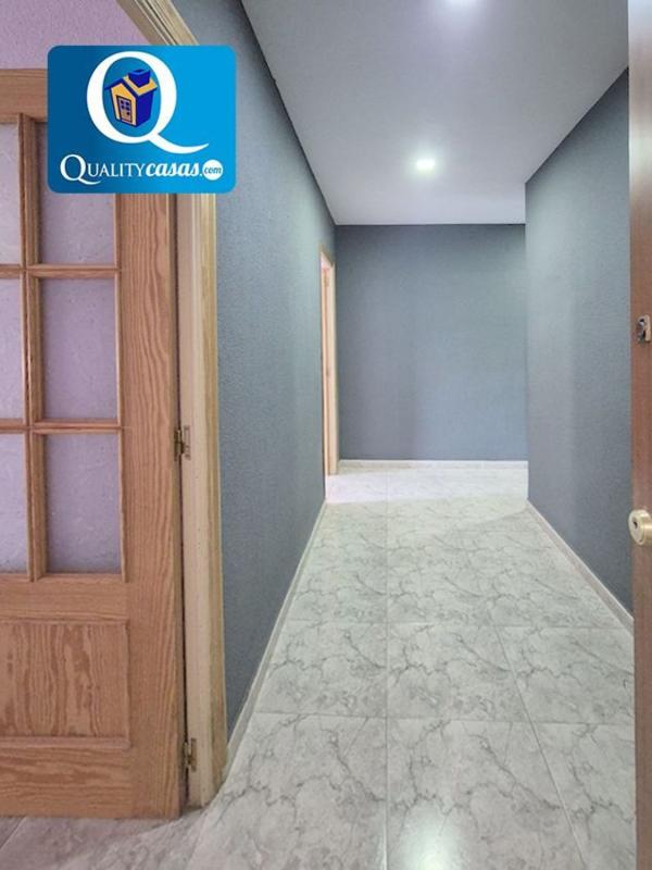 Sale of apartment in Piso en Centro, San Juan de Alicante, San Juan de Alicante
 photo 2