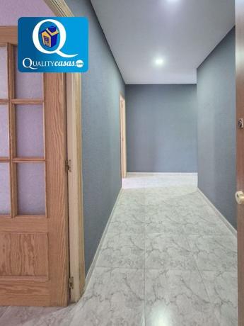Venta de piso en Piso en Centro, San Juan de Alicante, San Juan de Alicante
thumbnail 2