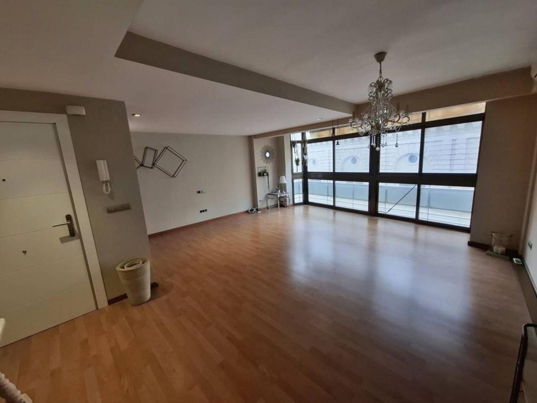Недвижимость на продажу и в аренду в Испании photo 3