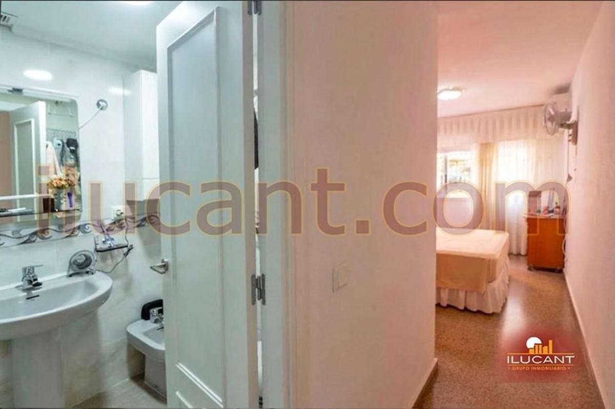 Venta de piso en Piso en Campoamor, Alicante / Alacant, Alicante / Alacant
photo 4