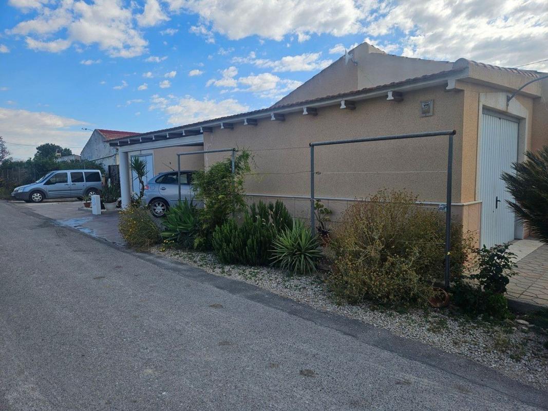 Sprzedaż niezależnego domku jednorodzinnego w Casa o chalet independiente en Carretera Cox-Callosa, 17, Cox, Cox photo 2