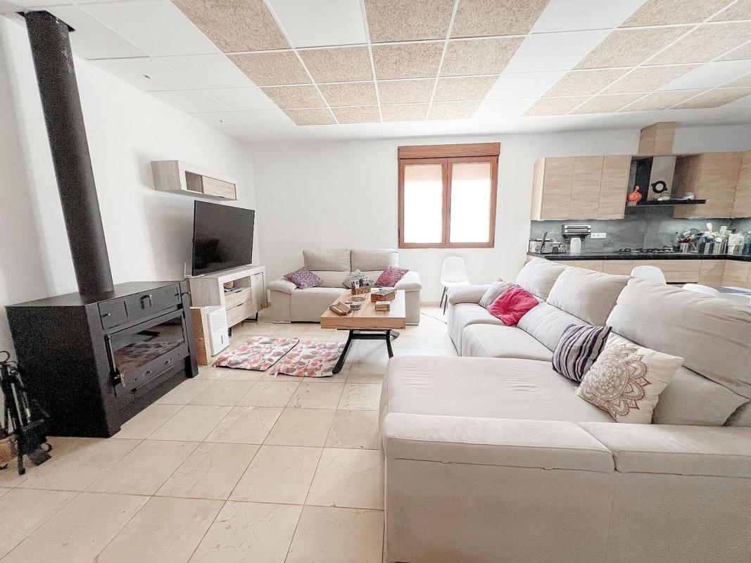 Venta de chalet adosado en  Chalet adosado en Pinoso , Pinoso photo 2