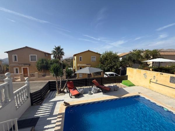 Independent chalet for sale in Casa o chalet independiente en Partida Muscaret, Relleu, Relleu
thumbnail 2