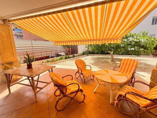 Частный шале на продаже в Casa o chalet independiente en Tamarit - Playa Lissa, Santa Pola, Санта Пола photo 1