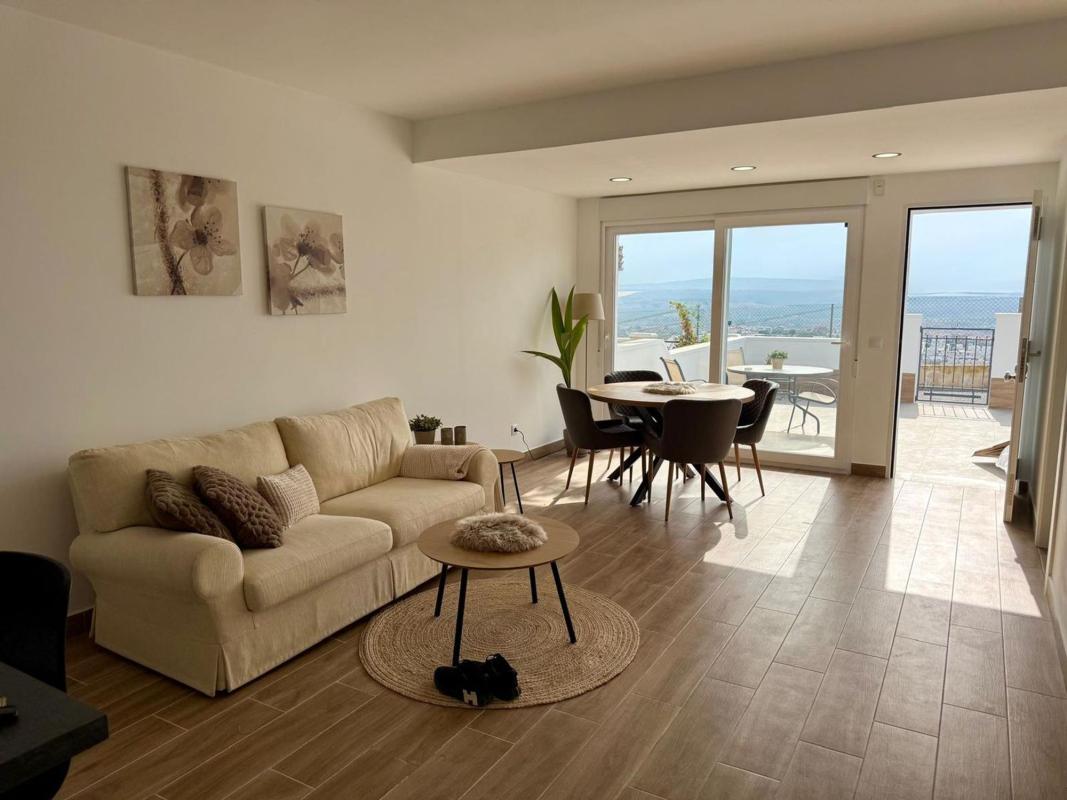 Sprzedaż niezależnego domku jednorodzinnego w  Chalet pareado en Calle Costa de Garraf, Rojales Hills - Rosa Bungalows, Rojales, Rojales photo 3