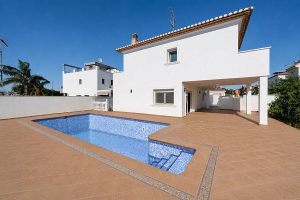 Casa o chalet independiente en Calle Cefal, La Pedrera-Vessanes, Denia photo 1