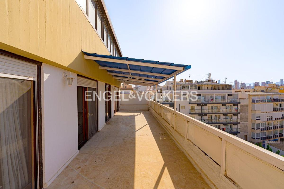 Venta de piso en Piso en Avenida Mare de Déu del Sofrat, Puerto, Benidorm, Benidorm
photo 5