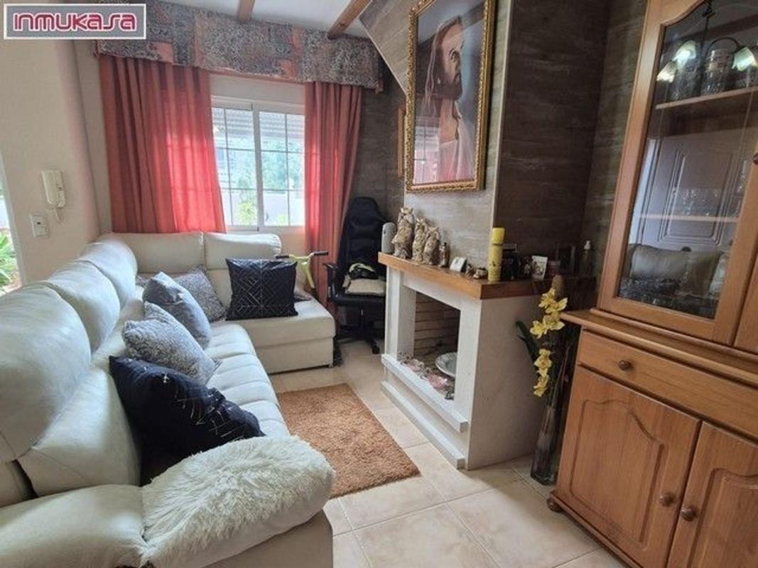 Продажа таунхауса в Chalet adosado en Gran Playa, Santa Pola , Санта Пола photo 2