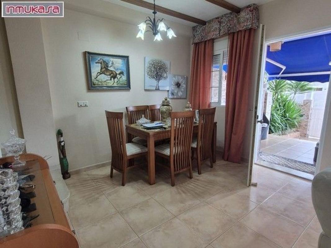 Продажа таунхауса в Chalet adosado en Gran Playa, Santa Pola , Санта Пола photo 4