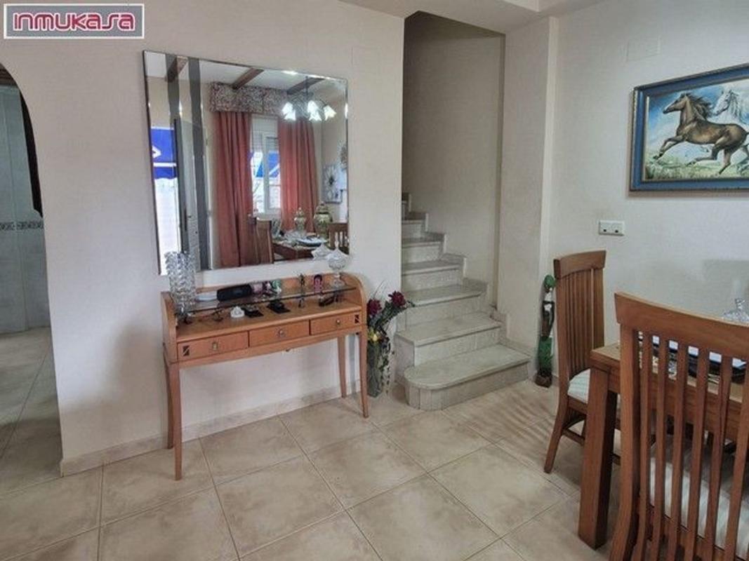 Продажа таунхауса в Chalet adosado en Gran Playa, Santa Pola , Санта Пола photo 5