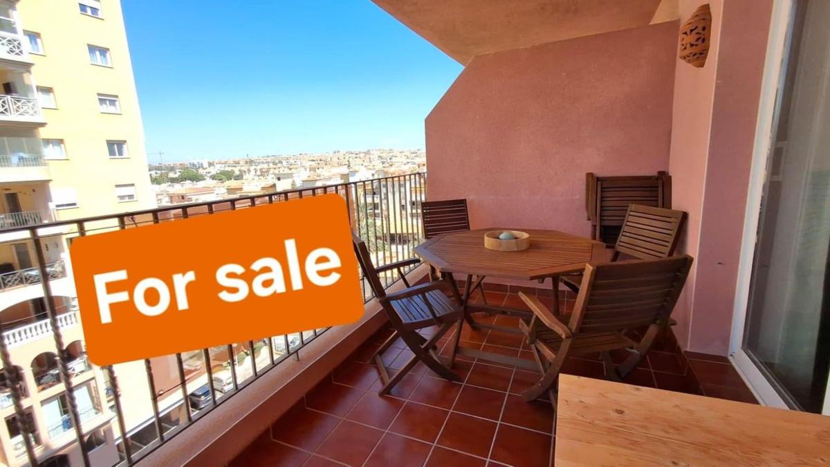 Venta de piso en Piso en Avenida Roentgen, Zona los Frutales, Torrevieja, Torrevieja
photo 1