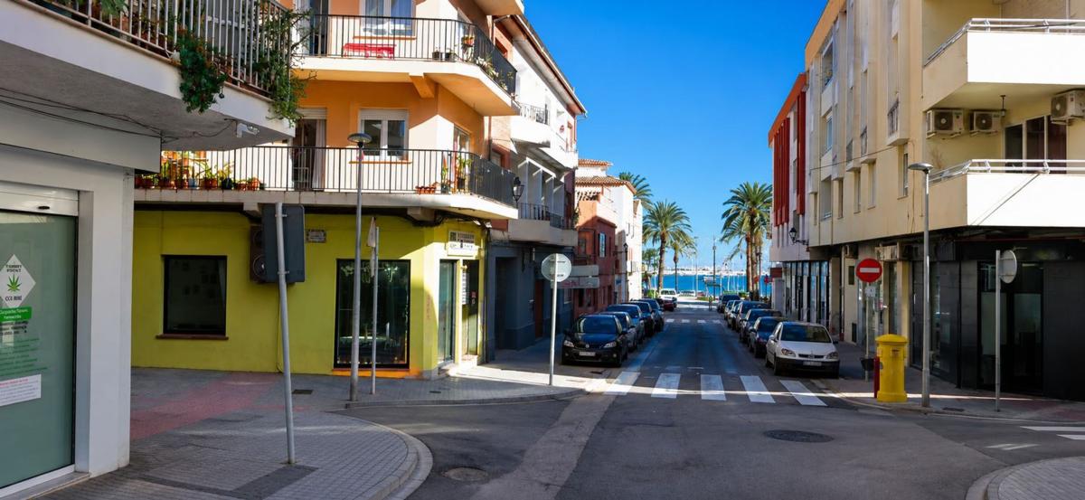 Sale of apartment in Piso en Centro Urbano, Denia, Denia
photo 1
