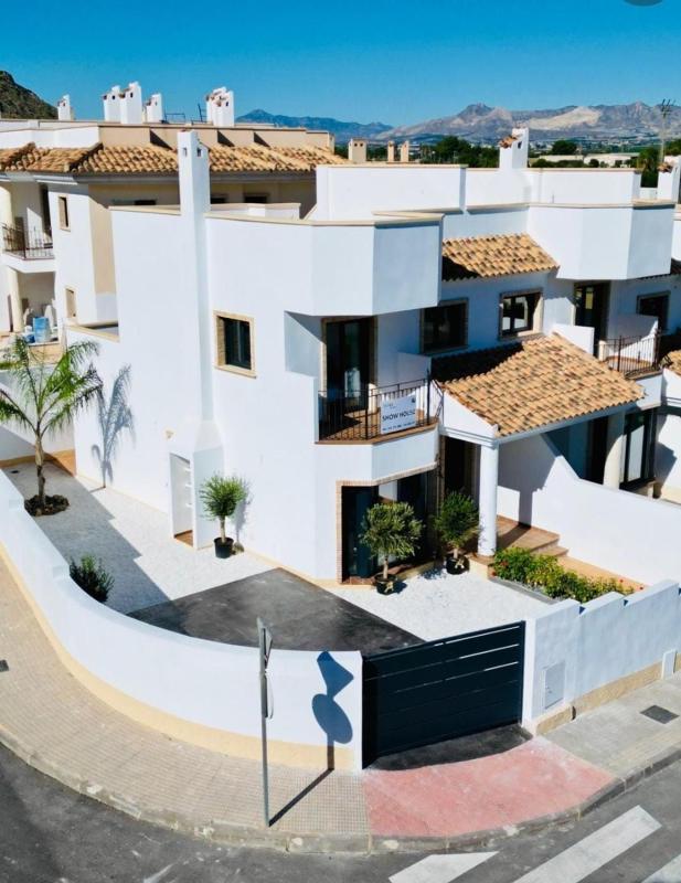 Sprzedaż szeregowego domku w Chalet adosado en Calle Luis Olavarrieta, Cox , Cox photo 2