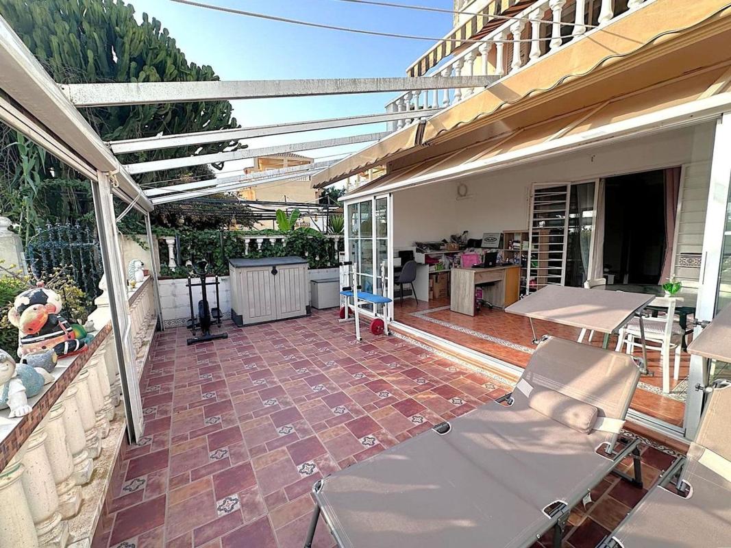 Venta de chalet adosado en Chalet adosado en Urbanizaciones, Guardamar del Segura , Guardamar del Segura photo 2