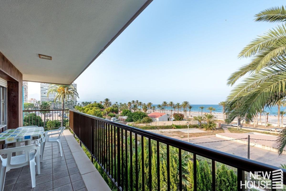 Venta de piso en Piso en Avenida de Niza, PAU 5, Alicante / Alacant, Alicante / Alacant
 photo 3