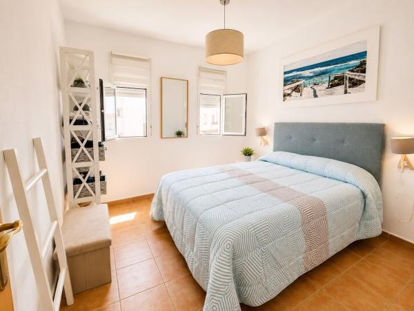 Chalet independiente en venta en Casa o chalet independiente en Calle Serra del Cabeçó d'Or, Montebello - Nou Espai, La Nucia, La Nucia
 photo 2