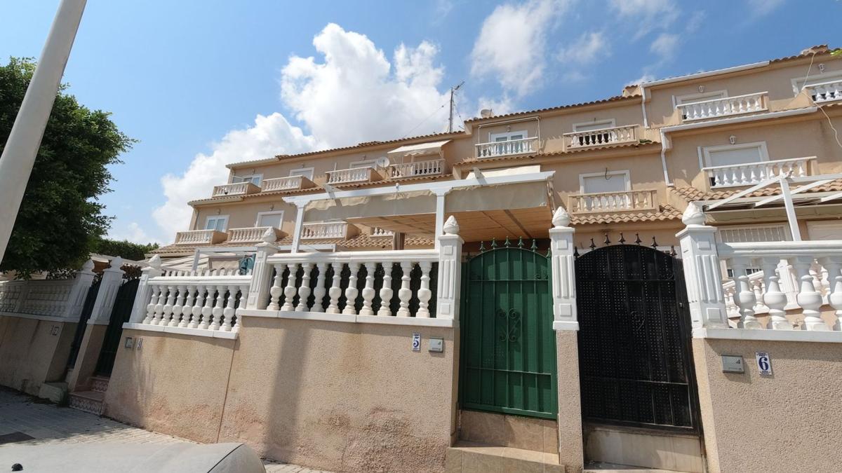 Sale of townhouse in Chalet adosado en Logroño, Centro, Santa Pola , Santa Pola photo 3