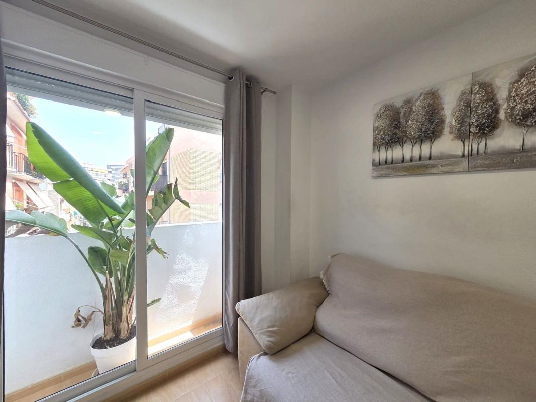 Venta de piso en Piso en Calle Carlota Pasaron, Santo Domingo, Alicante / Alacant, Alicante / Alacant
photo 3