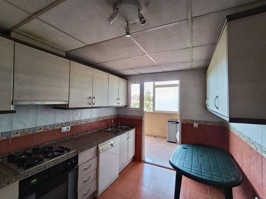 Продажа квартиры на Piso en Garbinet - Parque de las Avenidas, Alicante / Alacant, Аликанте / Алакант
photo 5