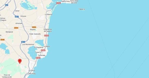 Частный шале на продаже в Casa o chalet independiente en Calle la Almazarica, La Cañada - Los Alcores, San Miguel de Salinas, Сан-Мигель-де-Салинас thumbnail 2