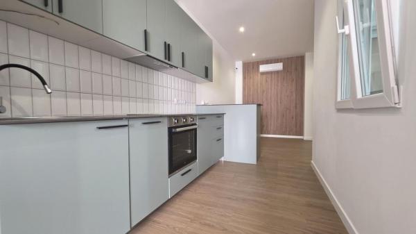 Квартира на продажу на Piso en Calle de San Carlos, Carolinas Bajas, Alicante / Alacant, Аликанте / Алакант photo 1