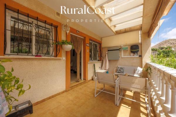 Chalet adosado en venta en  Chalet adosado en Busot , Busot photo 3