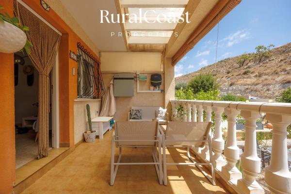 Chalet adosado en venta en  Chalet adosado en Busot , Busot photo 4