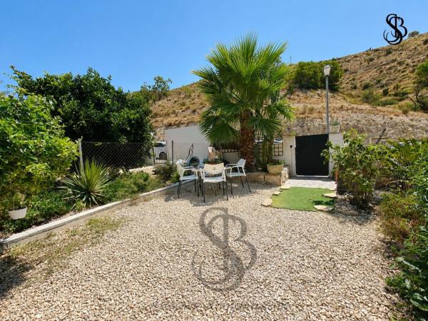 Chalet adosado en venta en  Chalet adosado en Busot , Busot photo 2