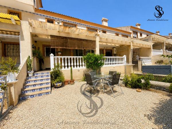 Chalet adosado en venta en  Chalet adosado en Busot , Busot photo 3