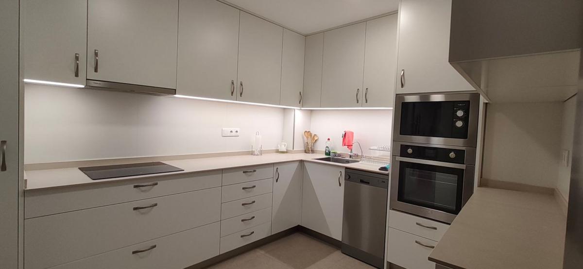 Venta de piso en Piso en Espoz y Mina, 6, Carolinas Bajas, Alicante / Alacant, Alicante / Alacant
 photo 2