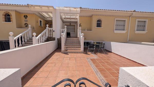 Частный шале на продаже в Casa o chalet en Calle Bosnia, Algorfa, Алгорфа photo 1