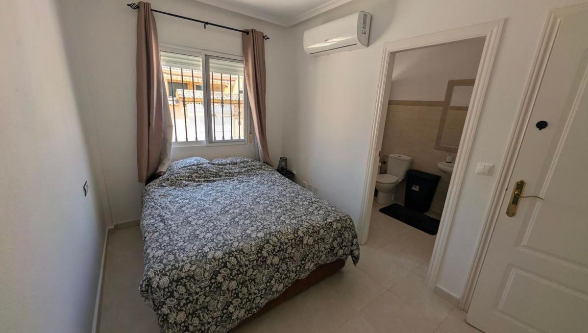 Venta de chalet independiente en Casa o chalet en Calle Bosnia, Algorfa, Algorfa
 photo 5