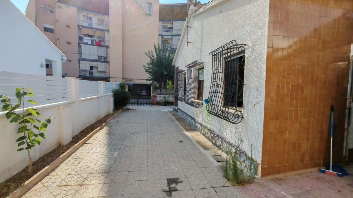 Venta de chalet independiente en Chalet pareado en Calle Pío XII, 15, Torre de la Horadada, Pilar de la Horadada, Pilar de la Horadada
 photo 3
