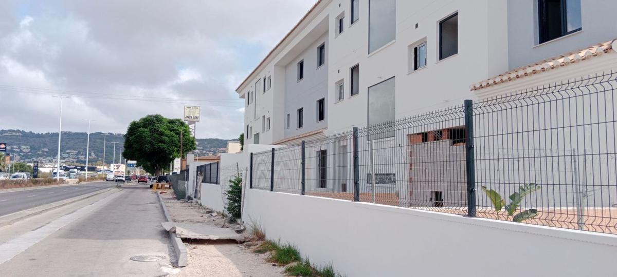 Propiedades en venta y alquiler en España photo 1