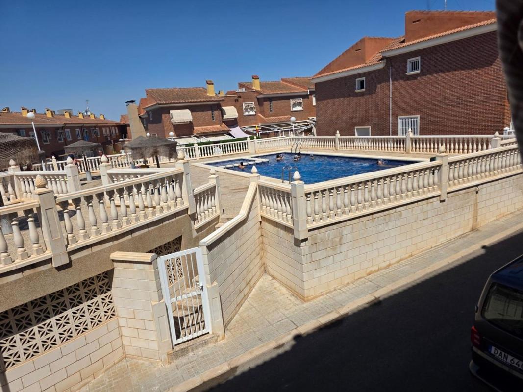 Sprzedaż niezależnego domku jednorodzinnego w Casa o chalet independiente en Calle Logroño, Centro, Santa Pola, Santa Pola photo 1