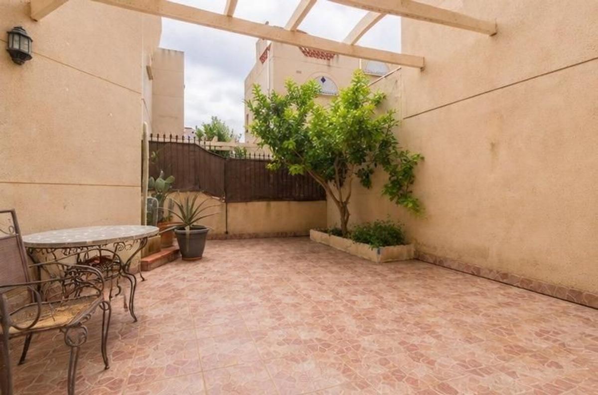 Продажа таунхауса в Chalet adosado en Avenida de l'Amerador, 8, Pueblo Español - Coveta Fumá, El Campello , Эль Кампельо photo 5