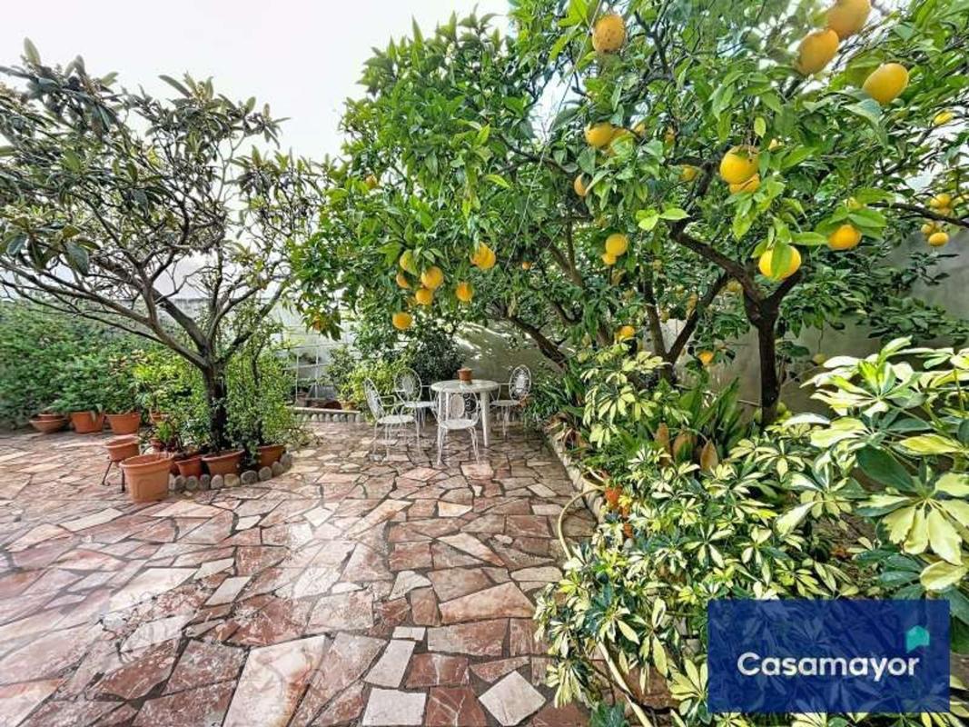 Sale of independent chalet in Casa o chalet independiente en Calle Pío XII, 19, Centro, Mutxamel, Mutxamel
photo 1