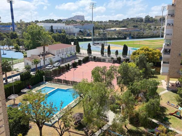 Venta de piso en Piso en Calle Hondón de las Nieves, San Blas, Alicante / Alacant, Alicante / Alacant
 photo 2