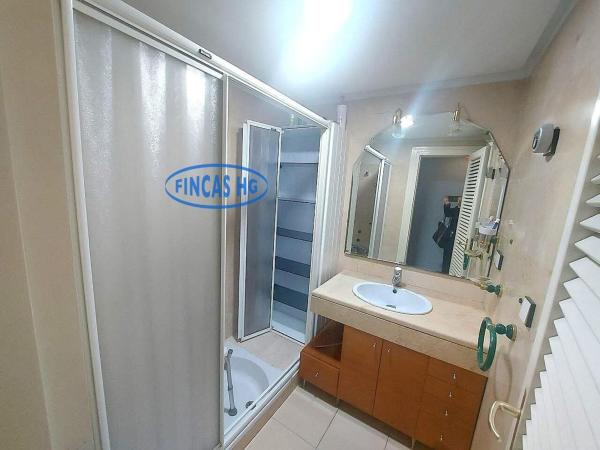 Venta de piso en Piso en Casco Histórico-Santa Cruz, Alicante / Alacant, Alicante / Alacant
thumbnail 2