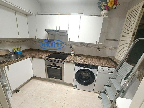 Venta de piso en Piso en Casco Histórico-Santa Cruz, Alicante / Alacant, Alicante / Alacant
thumbnail 3