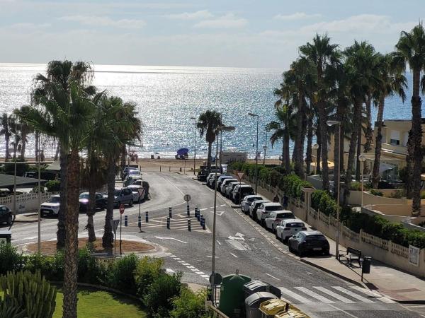 Sale of flat in Piso en Calle Músico José Mira Figueroa, El Palmeral-Urbanova-Tabarca, Alicante / Alacant, Alicante
 photo 1
