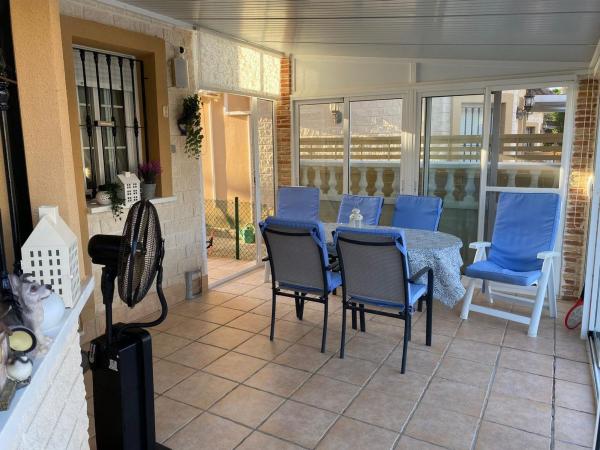 Частный шале на продаже в Casa o chalet independiente en Calle Manuel Ferrández, 51, Urbanizaciones, Guardamar del Segura, Гуардамар-дель-Сегура thumbnail 2