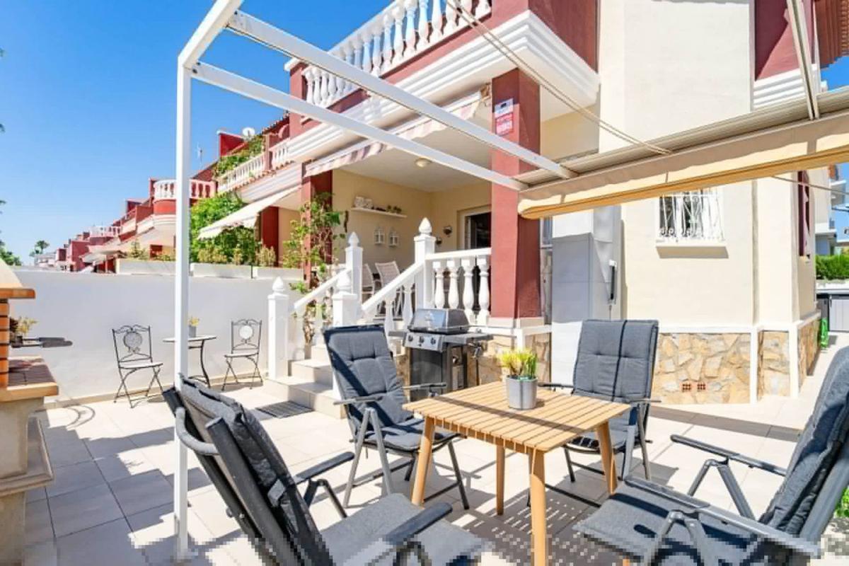 Sprzedaż szeregowego domku w Chalet adosado en Avenida de Málaga, Lo Marabú, Rojales , Rojales photo 1