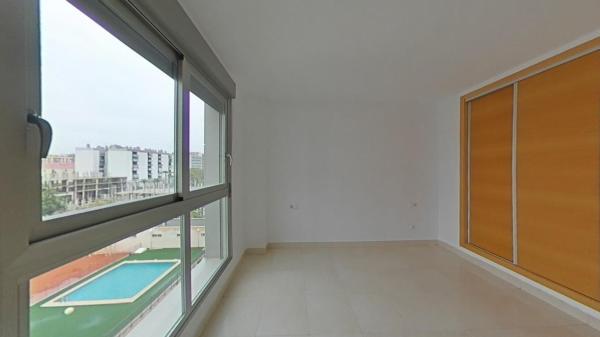 Venta de piso en Piso en Vicente Alexandre, 1, Benisaudet, Alicante / Alacant, Alicante / Alacant
photo 1