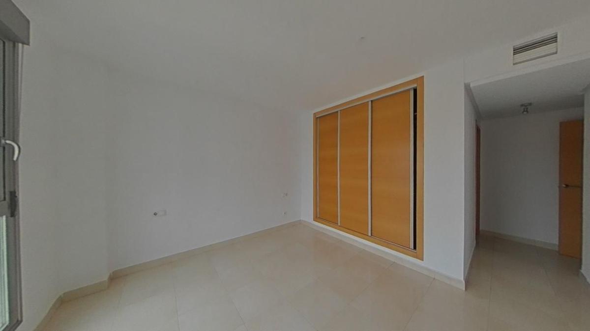 Продажа квартиры на Piso en Vicente Alexandre, 1, Benisaudet, Alicante / Alacant, Аликанте / Алакант
photo 4