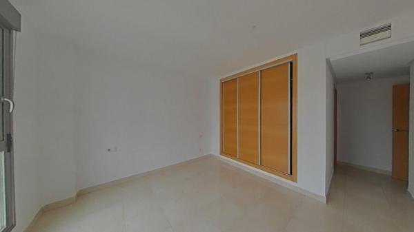 Venta de piso en Piso en Vicente Alexandre, 1, Benisaudet, Alicante / Alacant, Alicante / Alacant
 photo 4
