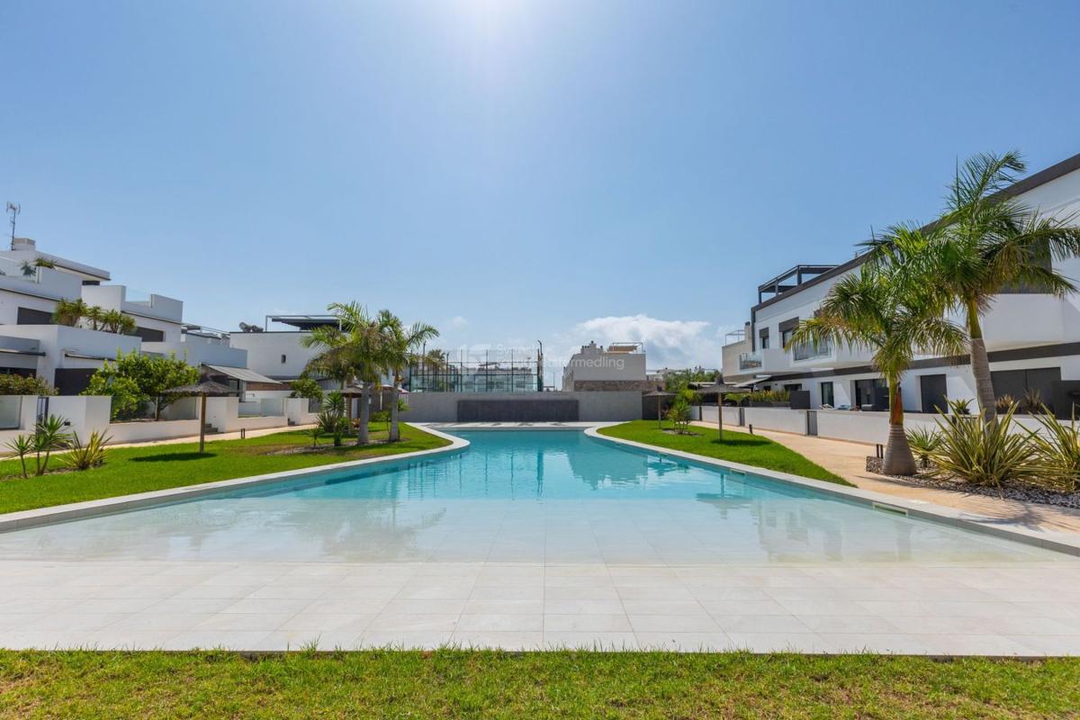 Продажа квартиры на Piso en Avenida Costa Blanca, 68, Torre de la Horadada, Pilar de la Horadada, Пилар де ла Орадада
 photo 5