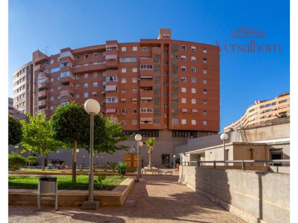 Venta de piso en Piso en Avenida Pintor Xavier Soler, Garbinet - Parque de las Avenidas, Alicante / Alacant, Alicante / Alacant
photo 1