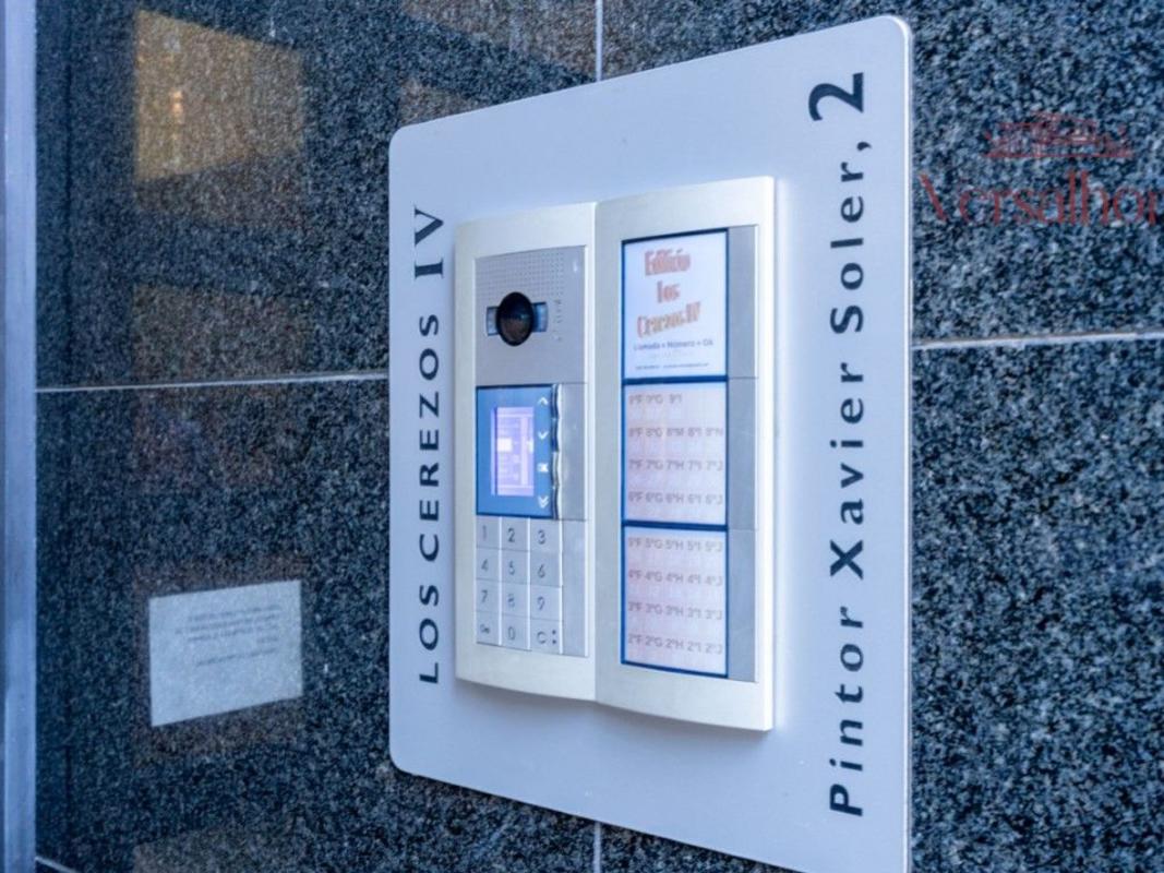 Продажа квартиры на Piso en Avenida Pintor Xavier Soler, Garbinet - Parque de las Avenidas, Alicante / Alacant, Аликанте / Алакант
 photo 2
